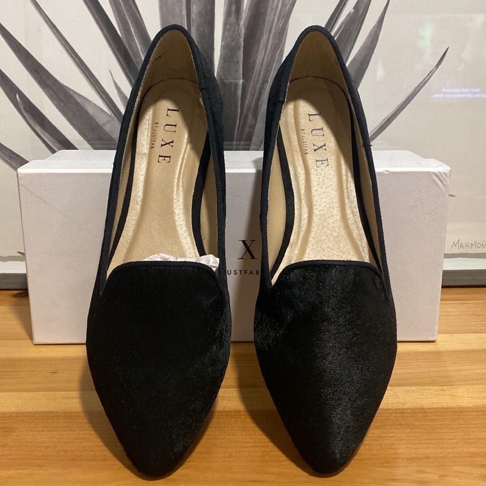 LUXE by JustFab Lawrence Flats - Picture 2 of 2